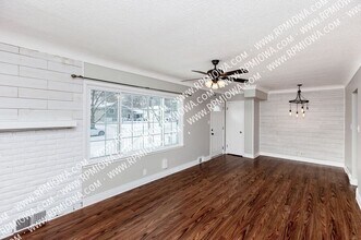 3109 Holcomb Ave in Des Moines, IA - Building Photo - Building Photo