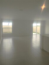 2950 Pennachio Dr in Lake Wales, FL - Foto de edificio - Building Photo