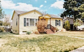 1310 Columbia St in Colorado Springs, CO - Building Photo