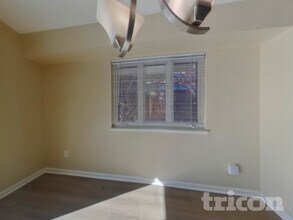 5972 Royal Vista Way in Reno, NV - Foto de edificio - Building Photo