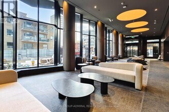 120 Broadway Ave in Toronto, ON - Building Photo - Building Photo