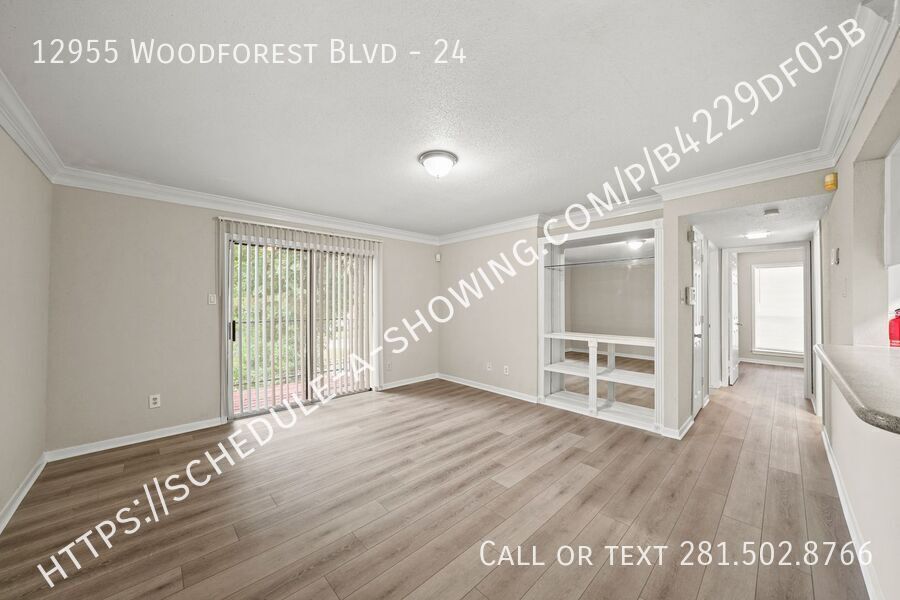 12955 Woodforest Blvd in Houston, TX - Building Photo