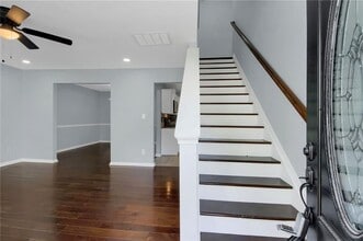 957 Keldron Ct in Lawrenceville, GA - Foto de edificio - Building Photo