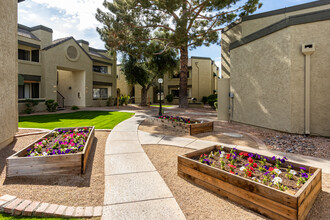 Val Vista Gardens Apartments in Mesa, AZ - Building Photo - Building Photo