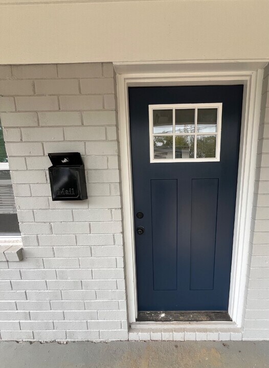 2512 Dundeen St in Charlotte, NC - Foto de edificio