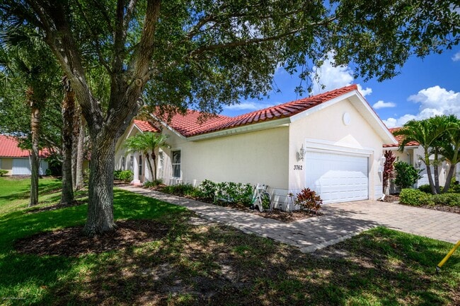 property at 3762 Tripoli Blvd