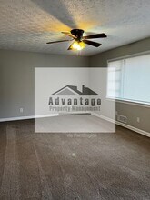 5895 Jonesboro Rd in Morrow, GA - Building Photo - Building Photo