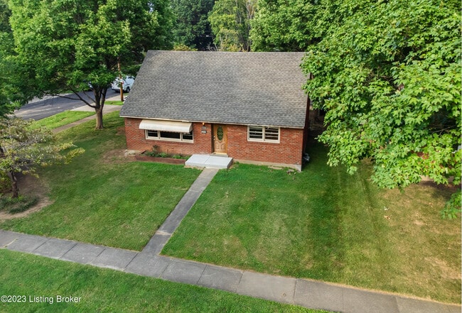 3311 Dogwood Dr in Louisville, KY - Building Photo - Building Photo