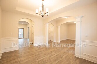 9843 N Ivy Park Dr in Columbus, GA - Building Photo - Building Photo