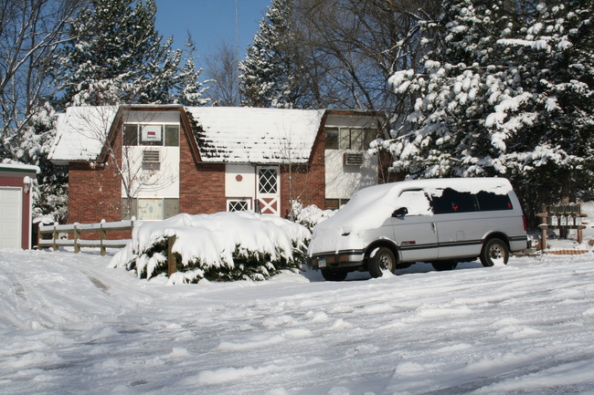 1607 Edora Ct in Fort Collins, CO - Building Photo - Building Photo