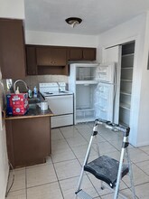 5940 NW 16th Pl in Sunrise, FL - Building Photo - Building Photo