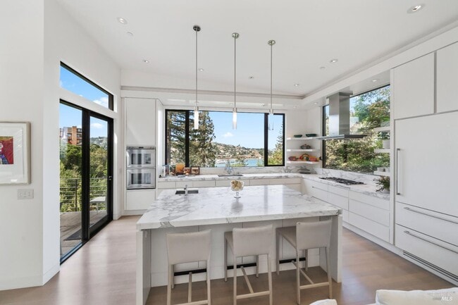 408 Golden Gate Ave in Belvedere, CA - Building Photo - Building Photo