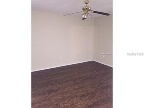 2900 Eastern Willow Ave in Orlando, FL - Building Photo - Building Photo