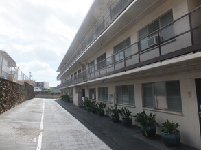 Juliana Towers Apartments in Aiea, HI - Building Photo - Building Photo