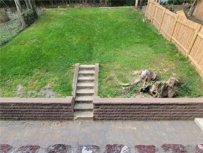 518 5th Ave in Coraopolis, PA - Building Photo - Building Photo