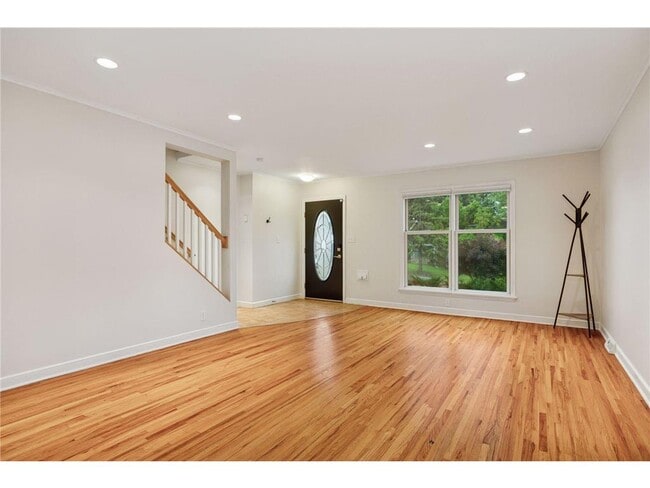 property at 4016 Kipling Ave