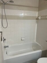 5934 Brickleberry Ln, Unit Ryals 103 in Zephyrhills, FL - Foto de edificio - Building Photo