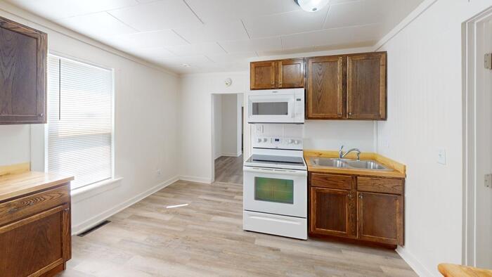 519 N 19th St in Bismarck, ND - Building Photo