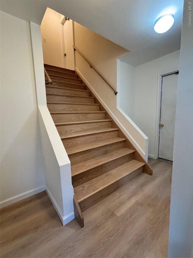 30 Davis St in Beacon, NY - Building Photo - Building Photo