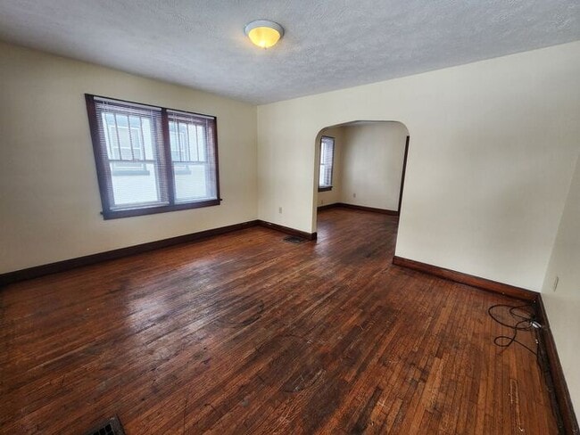 1230 N 9th St in Terre Haute, IN - Building Photo - Building Photo