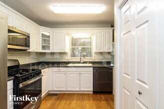 5507 Copper Hill Ct in Greensboro, NC - Foto de edificio - Building Photo