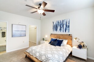 Landing at Willow Bayou Apartment Homes in Bossier City, LA - Building Photo
