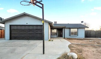 8560 Nipa Ave in California City, CA - Building Photo