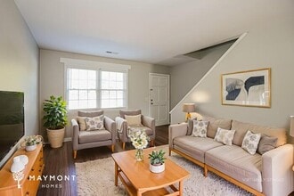 1317 Mathis Ferry Rd in Mount Pleasant, SC - Building Photo - Building Photo