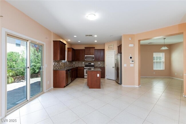 property at 6736 Prairie Dusk Dr