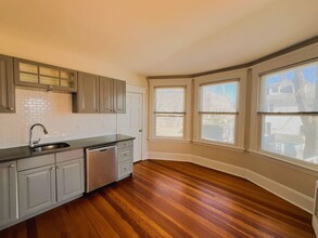 14 Merriam St in Pittsfield, MA - Building Photo - Building Photo