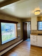 628 Washakie St in Lander, WY - Building Photo - Building Photo