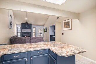 1230 Mechem Dr in Ruidoso, NM - Foto de edificio - Building Photo