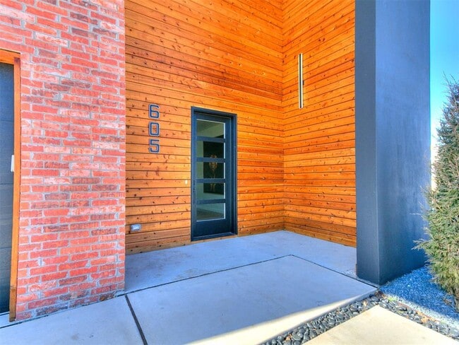 605 N Idaho Ave in Oklahoma City, OK - Building Photo - Building Photo