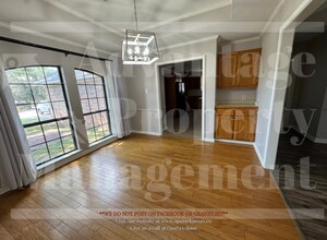 2130 Maplewood Dr in Conway, AR - Building Photo - Building Photo