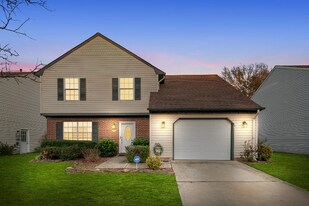 1748 Moonstone Dr in Virginia Beach, VA - Building Photo