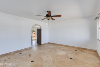2515 E Karen Dr in Phoenix, AZ - Foto de edificio - Building Photo