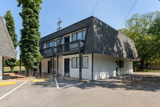 800 Anderson Ln in Nashville, TN - Building Photo - Building Photo