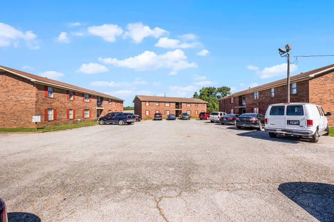 201 Ford St in Union City, TN - Building Photo - Building Photo