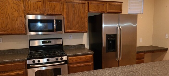 6728 Firewood Dr in Las Vegas, NV - Building Photo - Building Photo