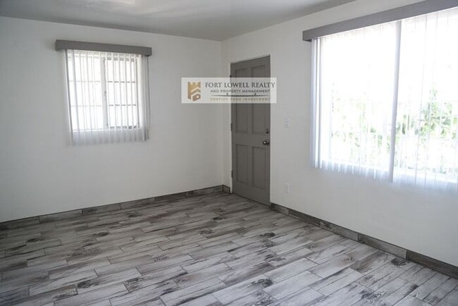 5644 E Mabel St in Tucson, AZ - Building Photo - Building Photo