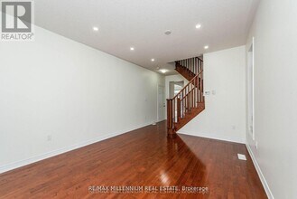 180 Pelee Ave in Vaughan, ON - Building Photo - Building Photo