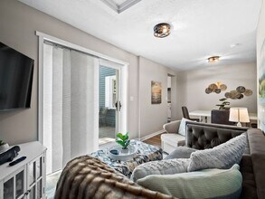 7525 Lake Rd E in Madison, OH - Building Photo - Building Photo