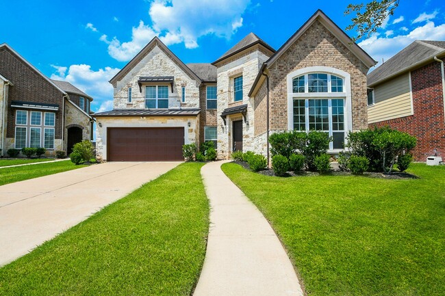 property at 4606 Sky Harbor Ct