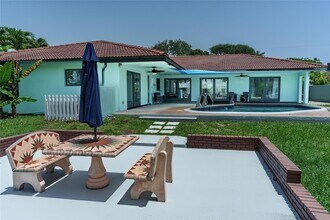 3080 NE 43rd St in Fort Lauderdale, FL - Building Photo - Building Photo