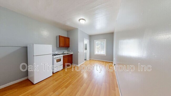 1607 2nd Ave in Oakland, CA - Building Photo - Building Photo