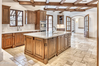 6116 N 38th Pl in Paradise Valley, AZ - Building Photo - Building Photo