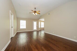 1229 Shannon Ln in La Vergne, TN - Building Photo - Building Photo