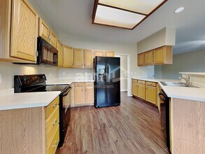10530 Humboldt Peak Way in Parker, CO - Building Photo - Building Photo