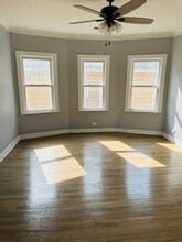 8841 S Muskegon Ave, Unit 2 in Chicago, IL - Building Photo - Building Photo