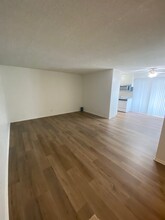 5858 S Pacific Coast Hwy, Unit 4 in Redondo Beach, CA - Building Photo - Building Photo